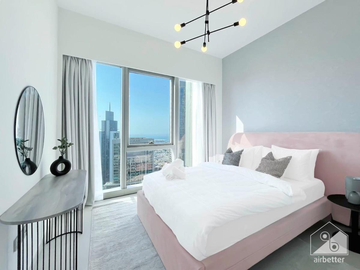 Ultimate Luxury Grande 1b With Balcony & Views Apartment *
