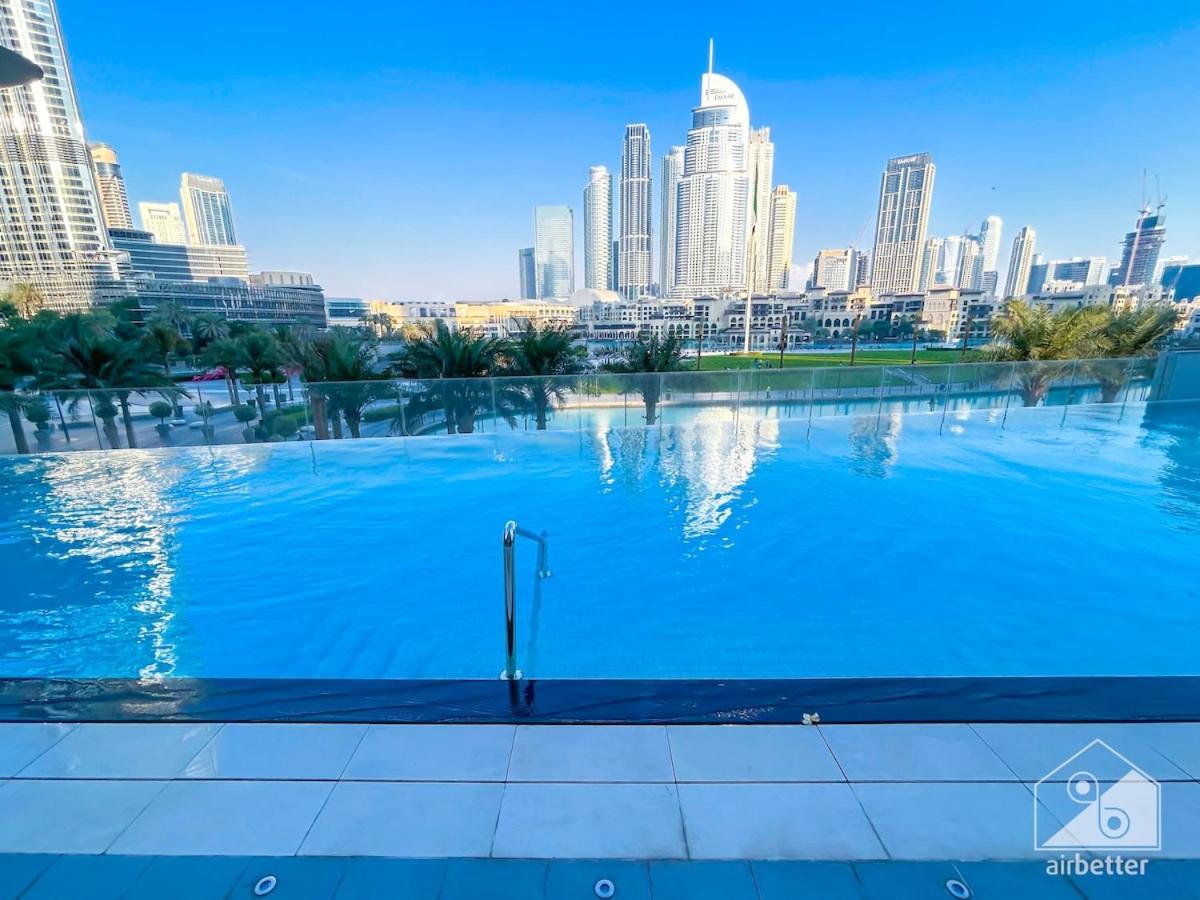 Ultimate Luxury Grande 1b With Balcony & Views Apartment *