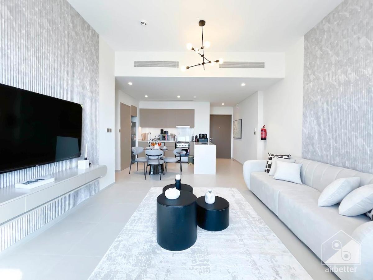 Ultimate Luxury Grande 1b With Balcony & Views Apartment Dubai