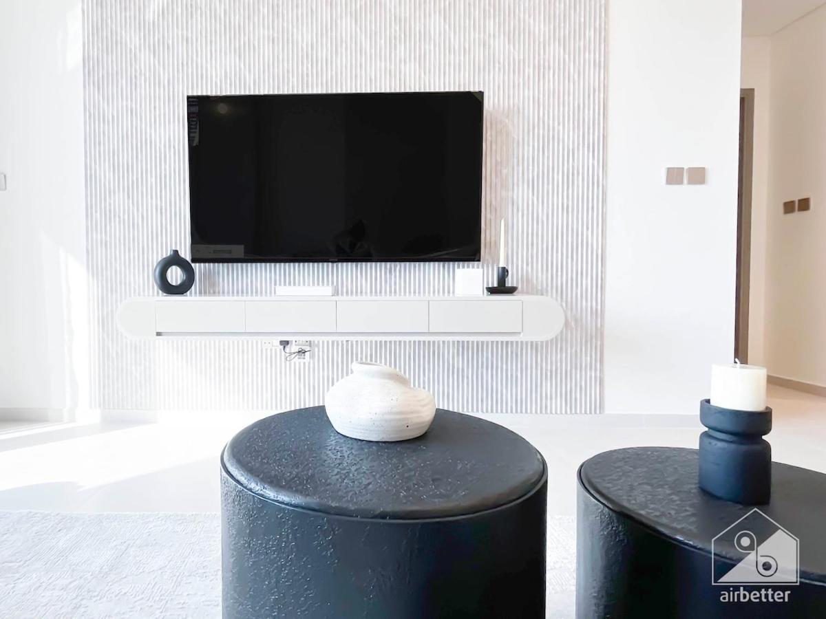 Ultimate Luxury Grande 1b With Balcony & Views Apartment Dubai